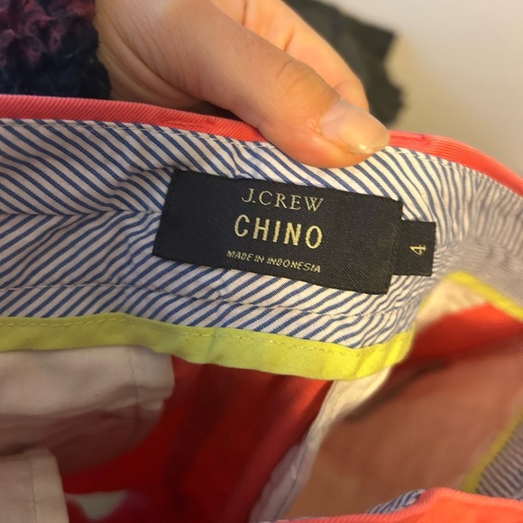J.Crew Salmon 4” Classic Chino Shorts - Picture 3 of 4
